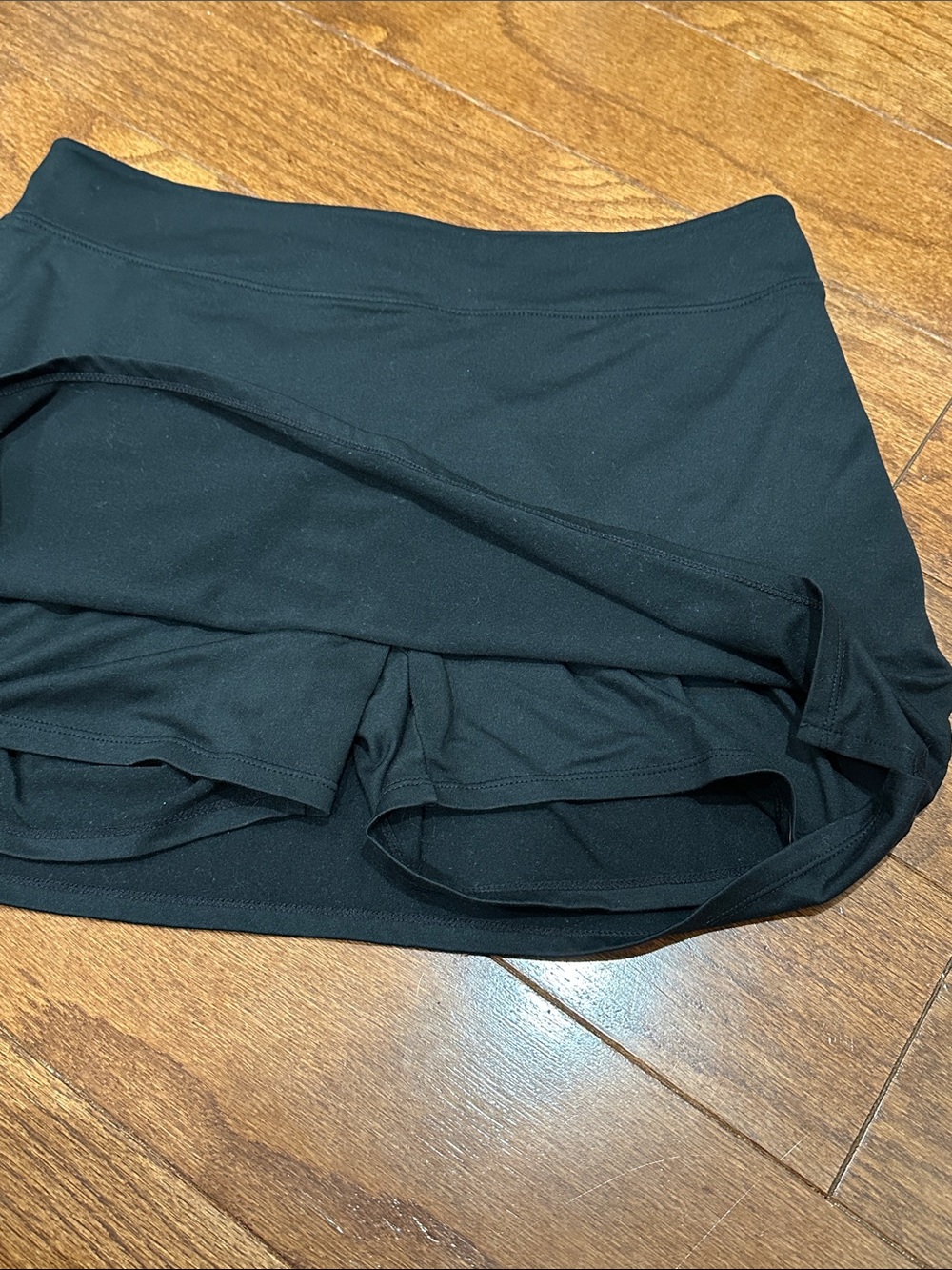 Tranquility Women's Skort Black skort skirt - Picture 3 of 4